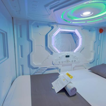 Capsule Inn Bali レギャン エクステリア 写真