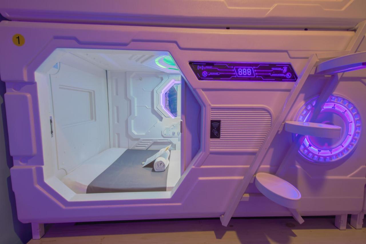 Capsule Inn Bali レギャン エクステリア 写真
