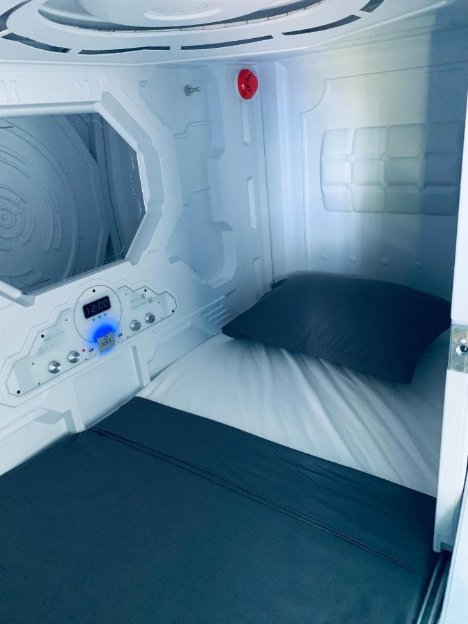 Capsule Inn Bali レギャン エクステリア 写真