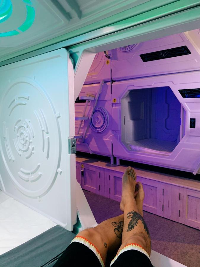 Capsule Inn Bali レギャン エクステリア 写真