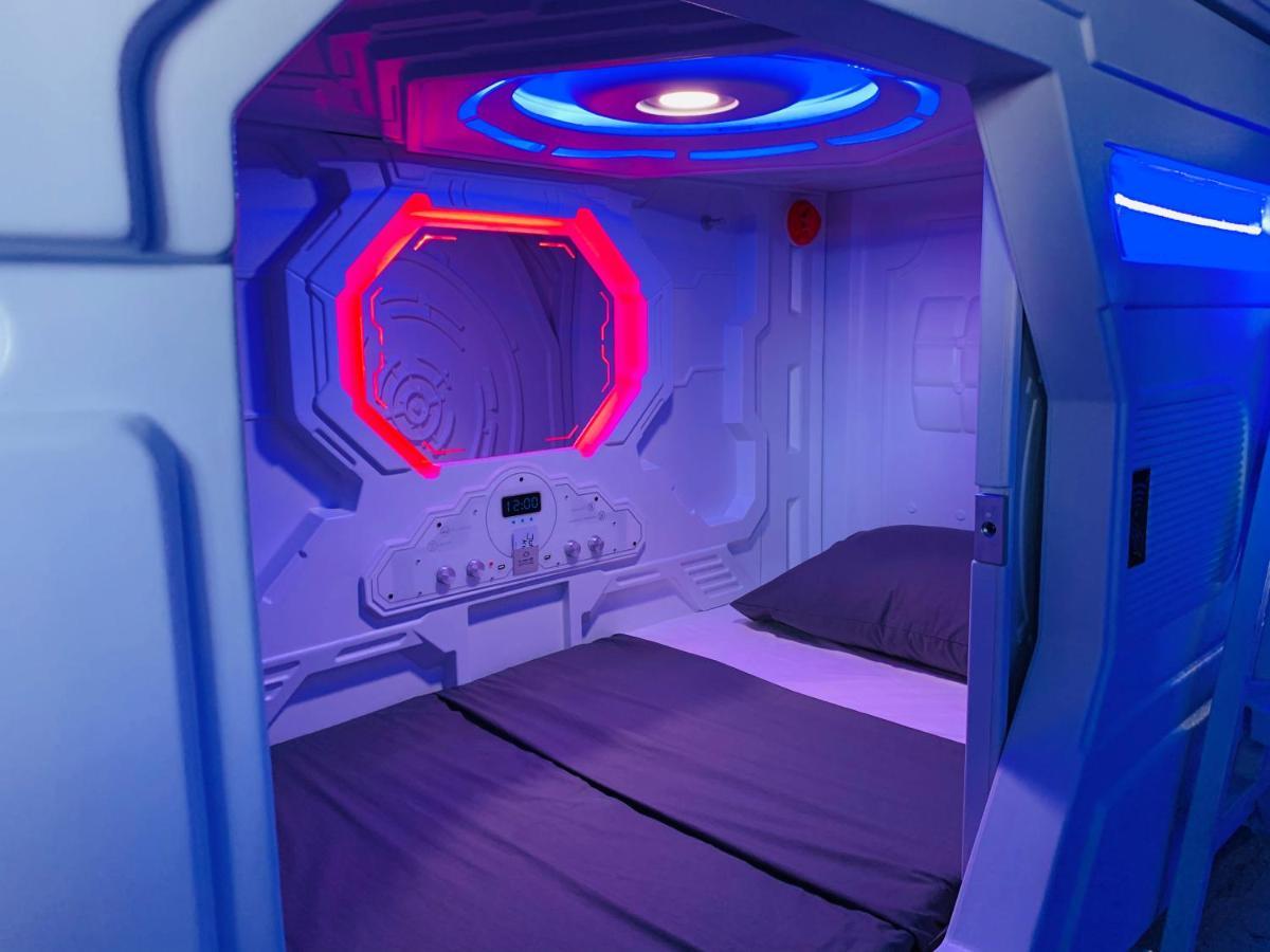 Capsule Inn Bali レギャン エクステリア 写真